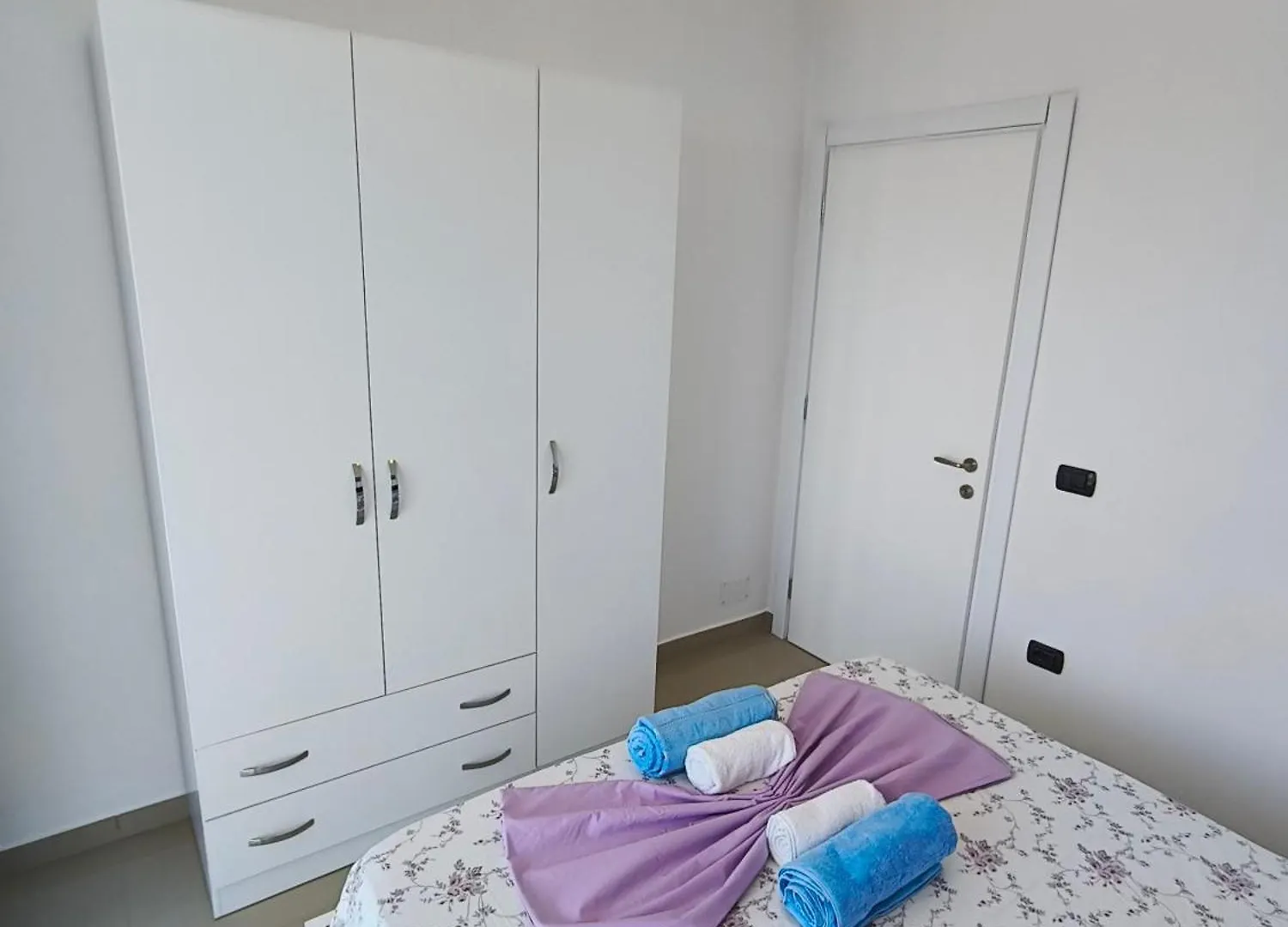 Eg Apartments Shëngjin