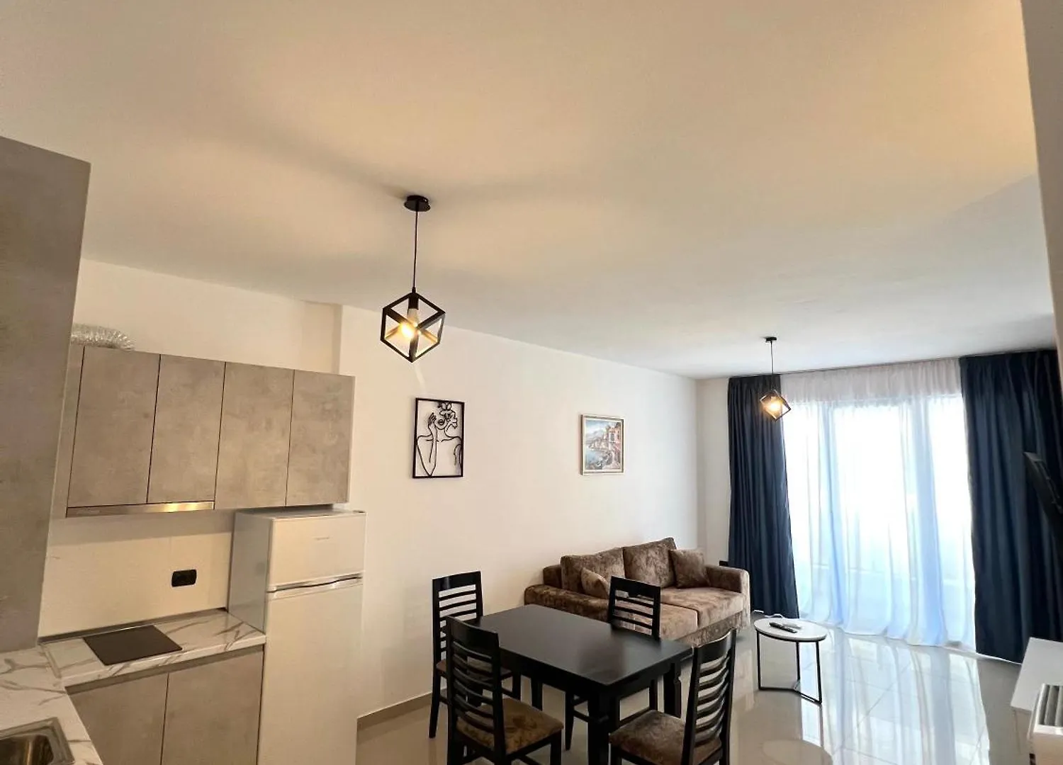 Eg Apartments Shëngjin